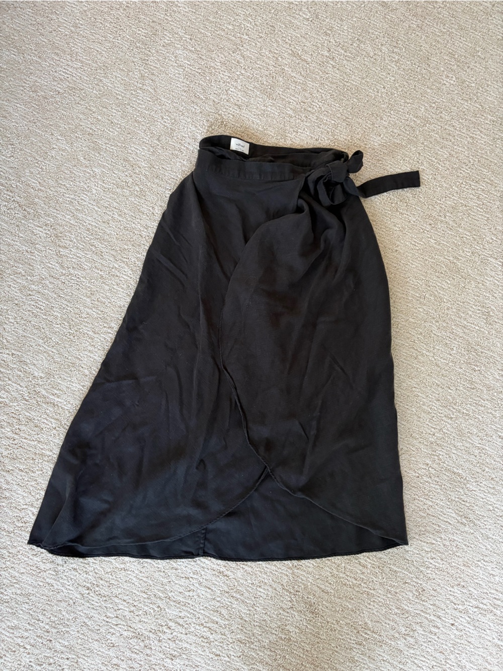 Aritzia Wilfred | black wrap skirt